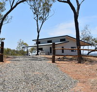 Ironbark House - Accommodation Europe