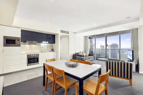 H Luxury Residence Apartments - Holiday Paradise - Events Australia 13