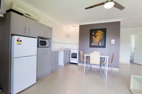 Bay Of Palms - Events Australia 37