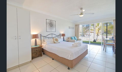 Bay Of Palms - Events Australia 6