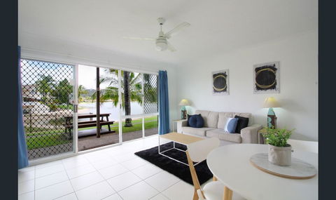 Bay Of Palms - Events Australia 1