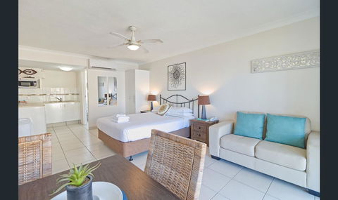 Bay Of Palms - Events Australia 8