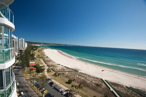 Reflection On The Sea - Tourism Bookings 19