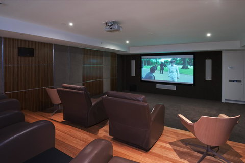 Reflection On The Sea - Tourism Bookings 18