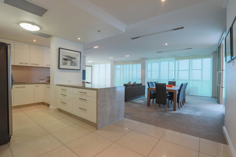 Reflection On The Sea - Tourism Bookings 13