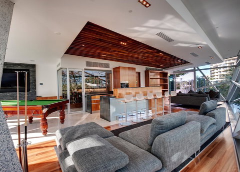 Reflection On The Sea - Tourism Bookings 20