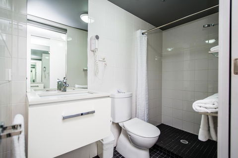 George Williams Hotel - Accommodation Europe 43