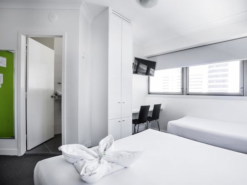 George Williams Hotel - Accommodation Europe 31