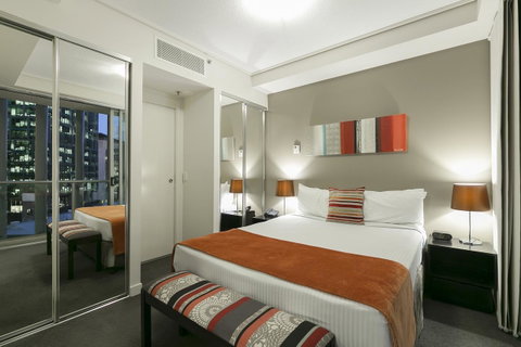 Evolution Apartments - Tourism Bookings 13