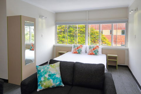 Palm Beach Hotel - Events Australia 11