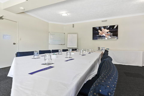 La Vida On Anzac - Accommodation Europe 17