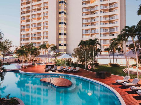 Pullman Cairns International - Tourism Bookings 1