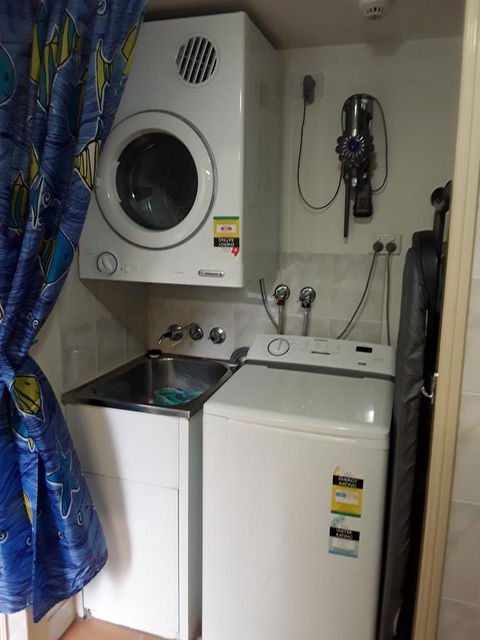 Jackies Holiday Apartment - Tourism Bookings 15