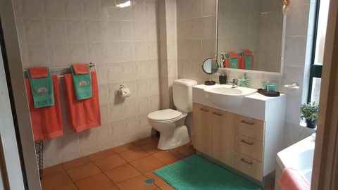 Jackies Holiday Apartment - Tourism Bookings 14