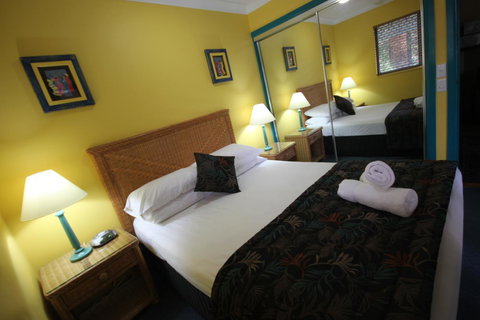 Aruba Beach Resort - Events Australia 1