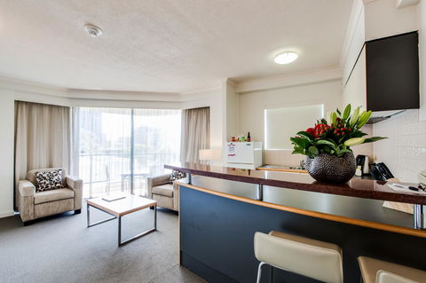 Central Cosmo Apartment Hotel - Events Australia 28