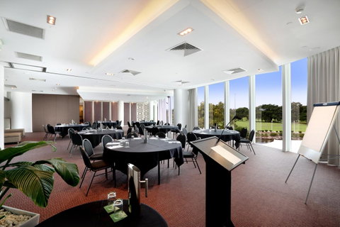 RACV Royal Pines Resort Gold Coast - Tourism Bookings 39