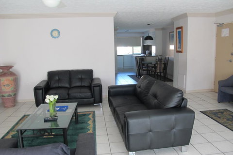 Grangewood Court Apartments - Accommodation Europe 22