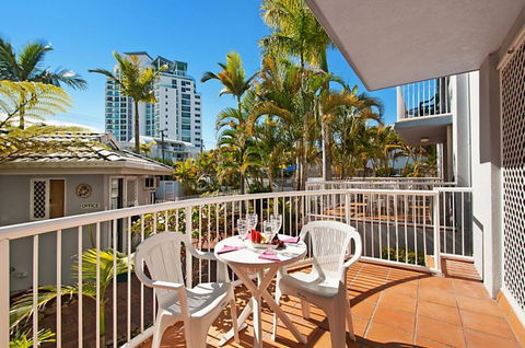 Champelli Palms Apartments - Events Australia 2