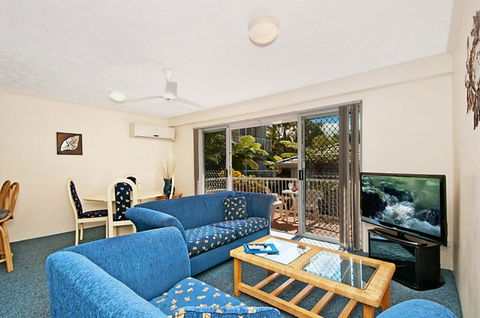 Champelli Palms Apartments - Events Australia 8