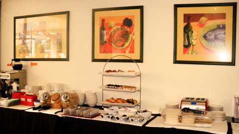 Cairns Queenslander Hotel & Apartments - Events Australia 31