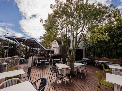 Eatons Hill Hotel - Tourism Bookings 36