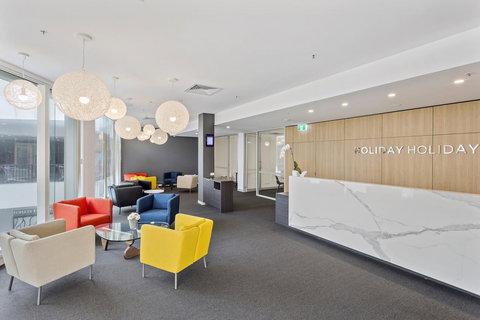 Holiday Holiday Circle On Cavill Apartments - Events Australia 29