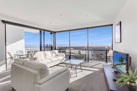 Holiday Holiday Circle On Cavill Apartments - Events Australia 25