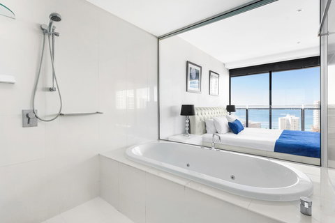 Holiday Holiday Circle On Cavill Apartments - Events Australia 19