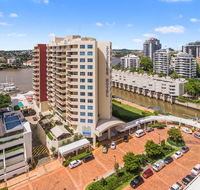 Central Dockside Apartment Hotel - Events Australia