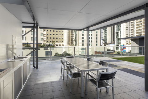 Apartments @ 108 Albert - Events Australia 10