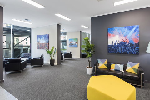 Apartments @ 108 Albert - Events Australia 8