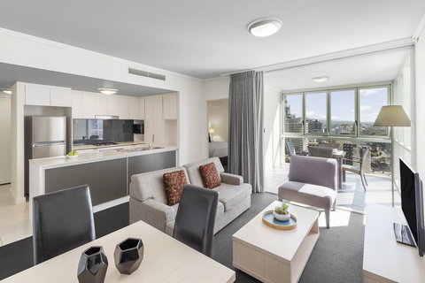 Apartments @ 108 Albert - Events Australia 21