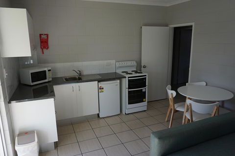 YAL Cairns - A Motel That Makes A Difference - Tourism Bookings 26