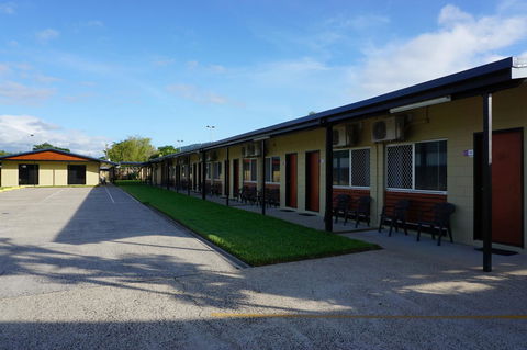YAL Cairns - A Motel That Makes A Difference - Tourism Bookings 39
