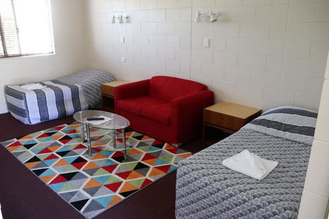 YAL Cairns - A Motel That Makes A Difference - Tourism Bookings 3