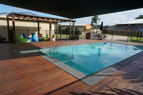 YAL Cairns - A Motel That Makes A Difference - Tourism Bookings 0