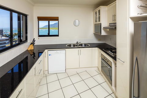 Jack And Newell Holiday Apartments - Tourism Bookings 34