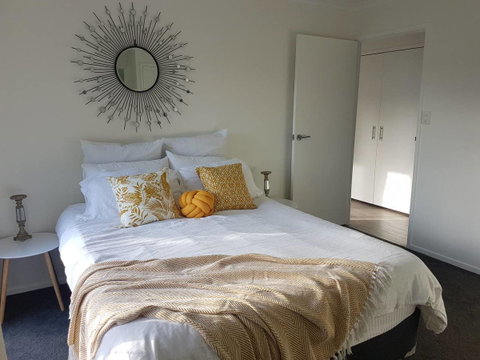 Beautiful Home- Walk To Beach-Short Drive To Noosa - Tourism Bookings 4