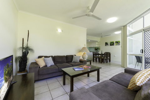 Tropical Nites Holiday Townhouses - Tourism Bookings 13