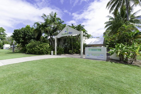 Tropical Nites Holiday Townhouses - Tourism Bookings 11