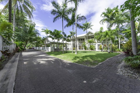Tropical Nites Holiday Townhouses - Tourism Bookings 5