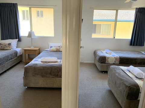 Coolum Beach Getaway Resort - Events Australia 5