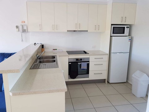 Coolum Beach Getaway Resort - Events Australia 9