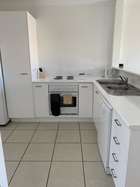 Coolum Beach Getaway Resort - Events Australia 12