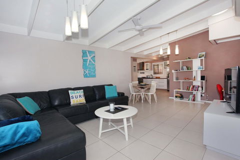 6 Botany Court Marcoola Beach - Pet Friendly 500 Bond - Tourism Bookings 6