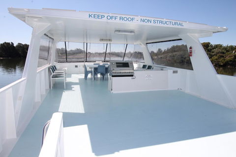 Coomera Houseboats - Events Australia 13