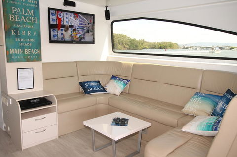 Coomera Houseboats - Events Australia 11