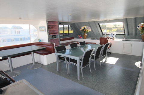 Coomera Houseboats - Events Australia 20