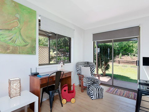 Arthouse - Accommodation Europe 7